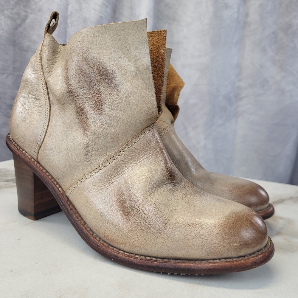 Holding Horses Cobbler Series Beige Leather Ankle Boots Women's 10 M